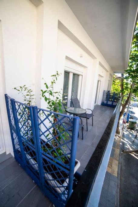 Coloris Rubrum Room Thessaloniki Exterior foto